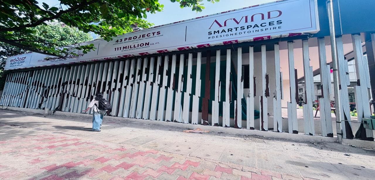 Arvind SmartSpaces — louvered facade